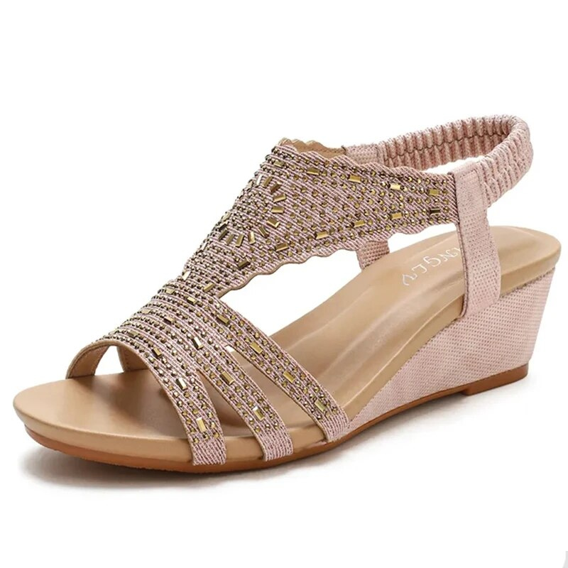 Janine - Fashionable women&